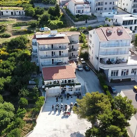 Pensionat Pansion Komfor Moca Makarska