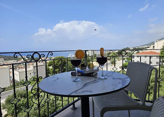 בית הארחה Pansion Komfor Moca