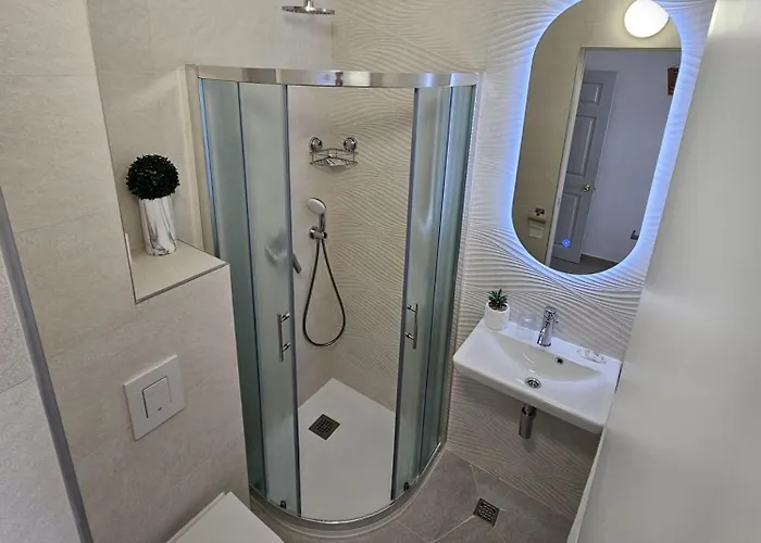 Pansion Komfor Moca בית הארחה