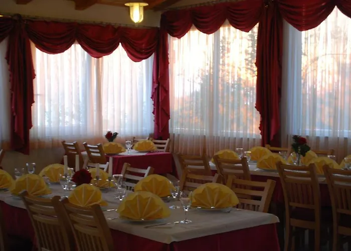 Pansion Komfor Moca 3* Makarska