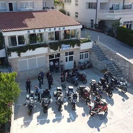 Πανσιόν Pansion Komfor Moca 3*