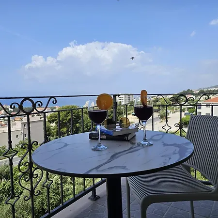 Πανσιόν Pansion Komfor Moca