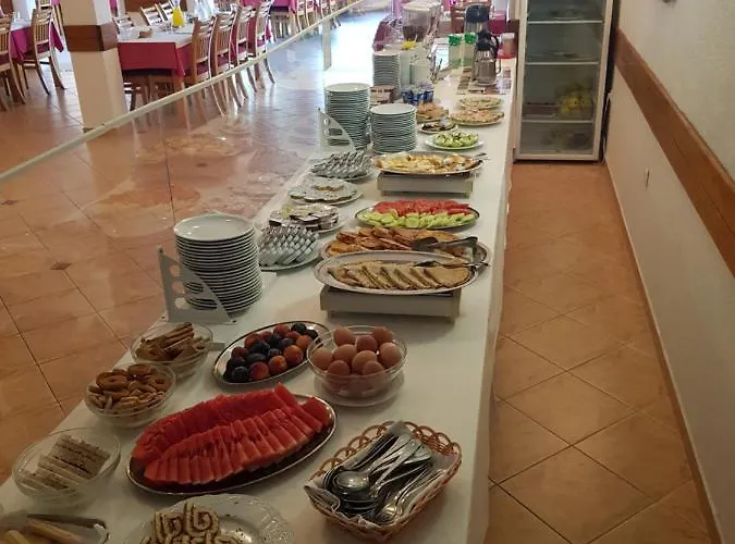 Pansion Komfor Moca Makarska