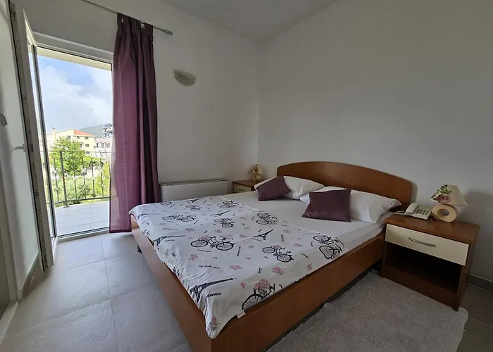 Pansion Komfor Moca Guest house Makarska